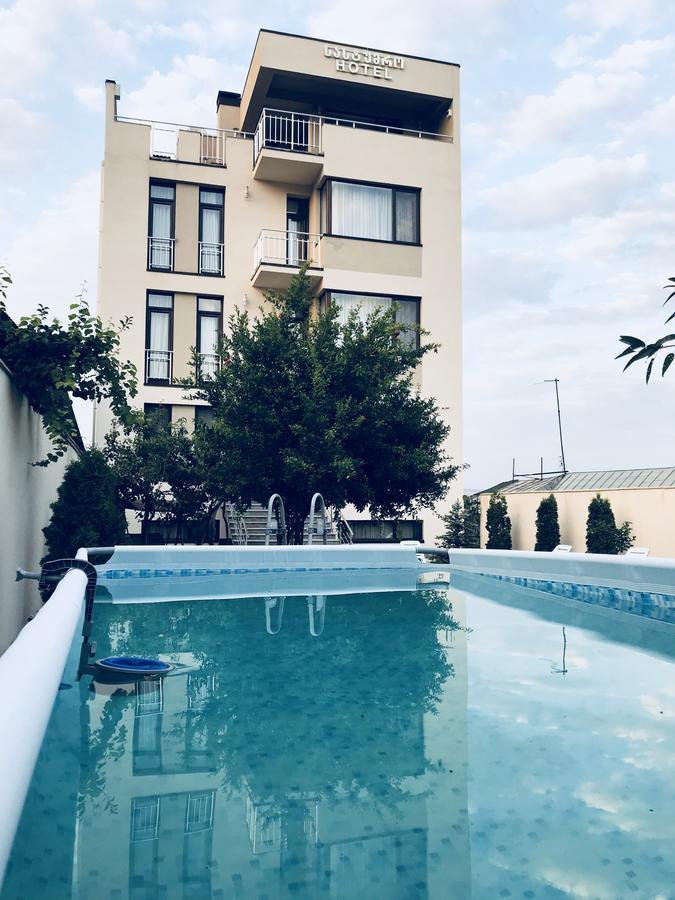 Hotel King Tom Тбилиси Екстериор снимка